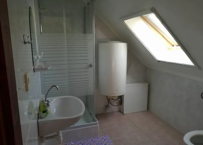 Gazde/Camere de închiriat Karika Vendeghaz Hajdúszoboszló